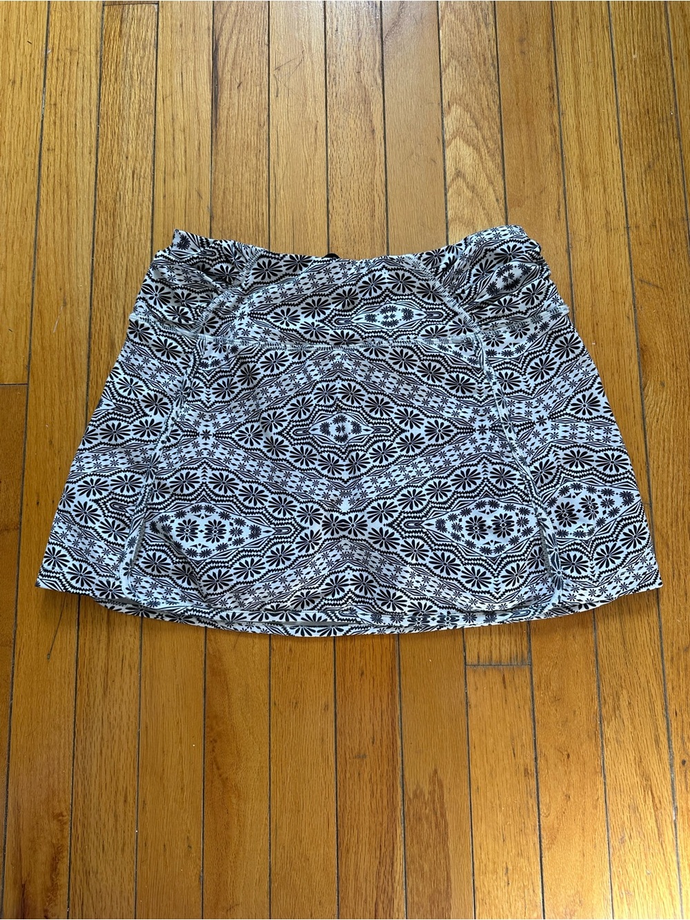 Athleta Black and White Printed Mini Skirt
